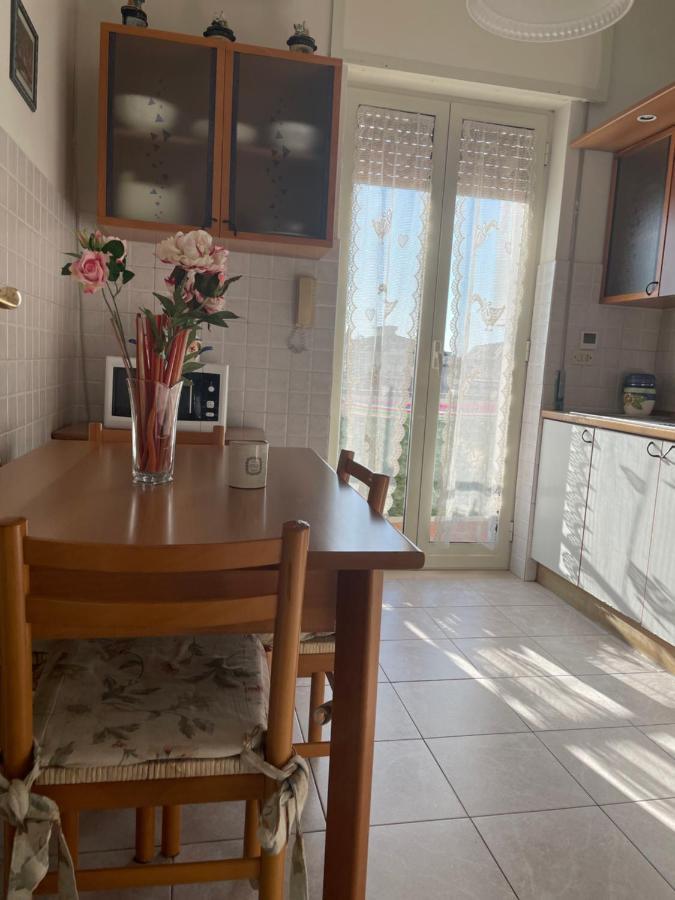 Sweet Emma Bed & Breakfast กาแซร์ตา ภายนอก รูปภาพ
